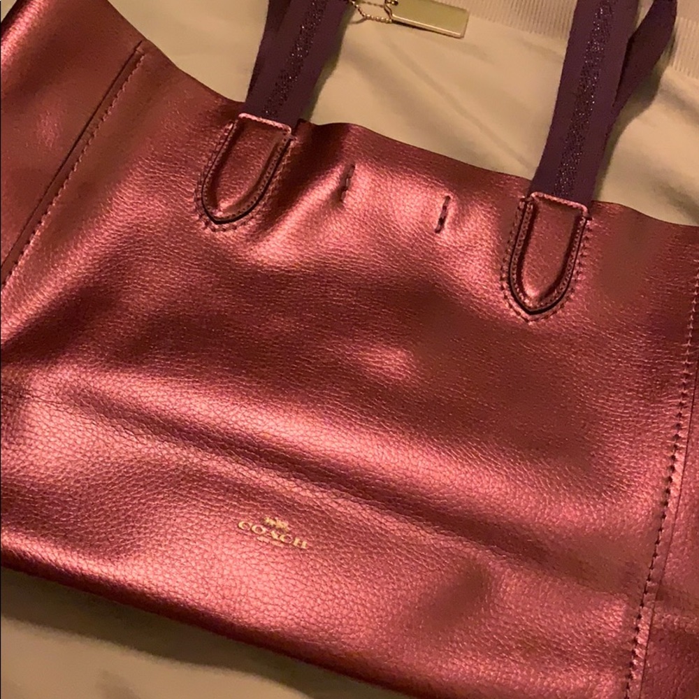 Metallic coach tote